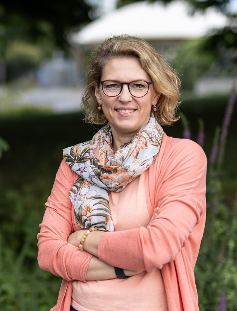 sonja gruga (3) schnitt hoch kl
